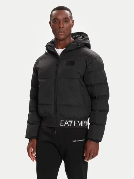 Emporio Armani Zimska jakna črna