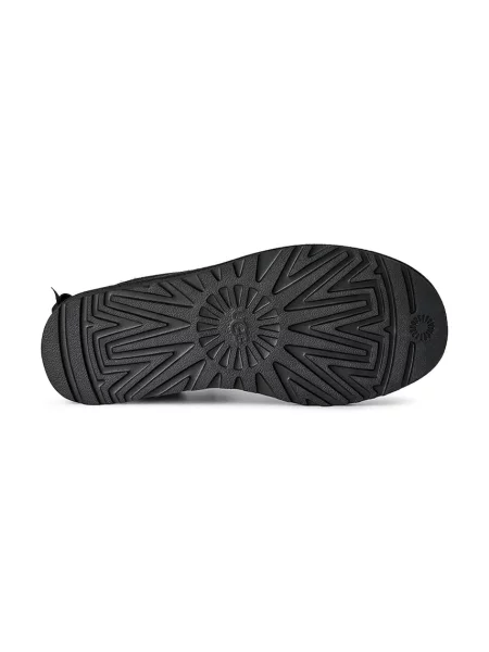 Замшевые сапоги Ugg с бантом