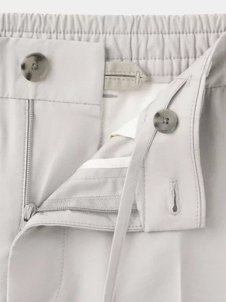 Spodnie slim fit cropped z mieszanki bawełny lodowy Mężczyzna 44 MANGO MAN szary