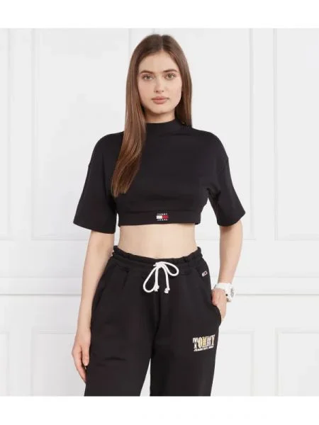 Tommy Jeans Tricou TJW SP CRP XS BADGE MOCK NECK | Cropped Fit negru