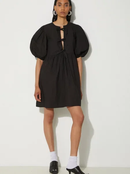 Mała sukienka mini Ganni popelinowa garniturowa czarna