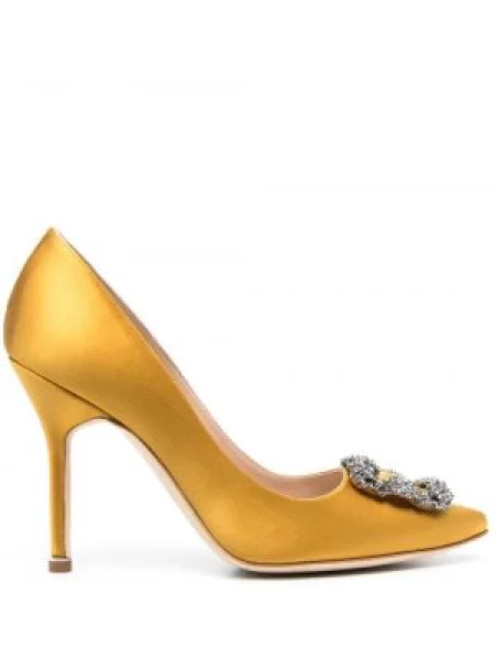 Pantofi cu toc Manolo Blahnik din satin galben