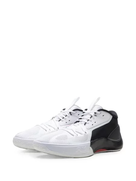Sneakerși Jordan alb