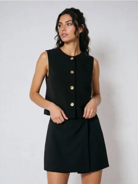 Жилет костюмний з декоративними з домішкою чорний