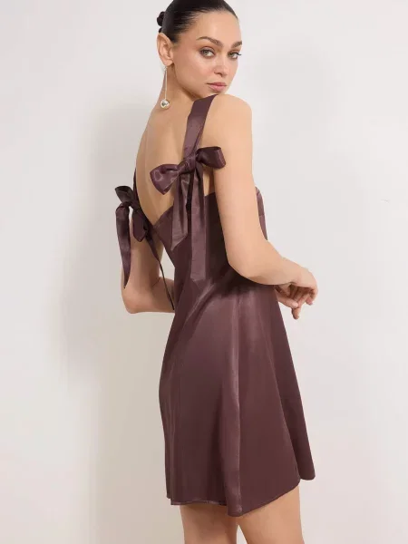 Trendyol Rochie de cocktail ciocolatiu