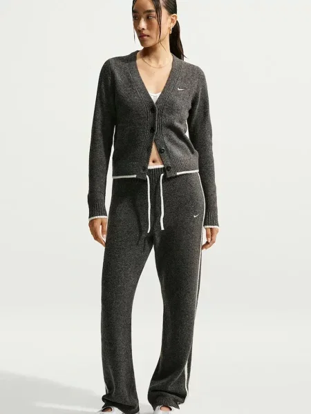 Nike Sportswear cardigan pentru femei cu amestec de lână Chill Knit negru