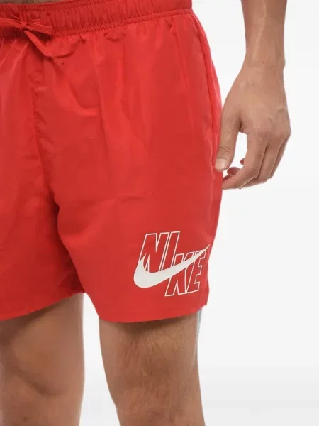 Scurt chiloți Nike cu imagine cu model floral negru