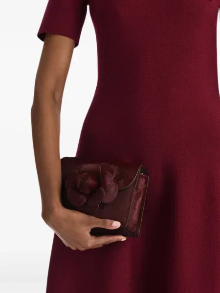 Φλοράλ clutch Oscar De La Renta με απλικέ κόκκινο