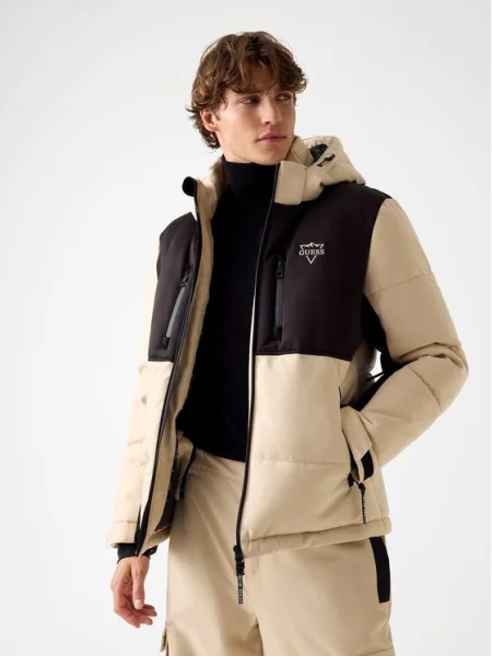 Guess Преходно яке бежов