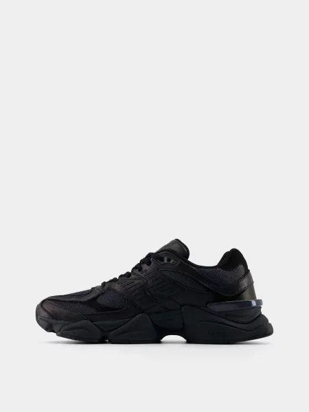 Кожаные кроссовки New Balance черные