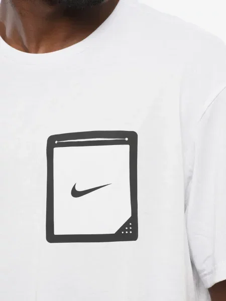 Scurt chiloți Nike cu imagine cu model floral negru