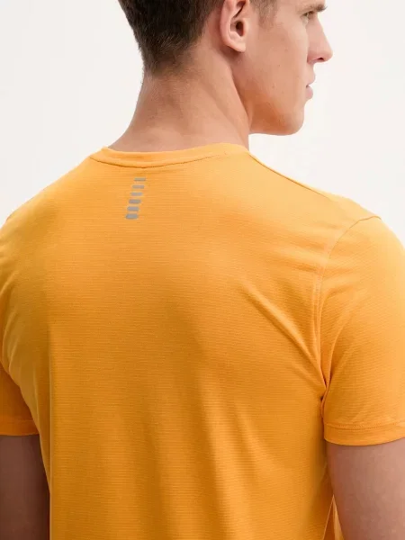 Бігова футболка Under Armour Launch однотонна чорний