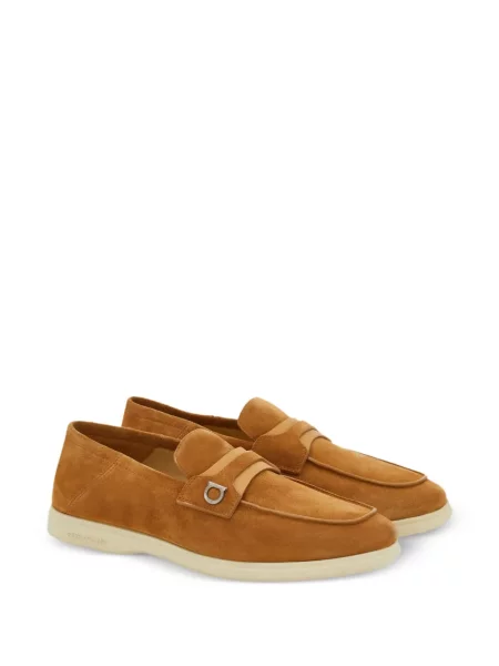 Iš natūralios odos loaferiai Ferragamo su sagtimis