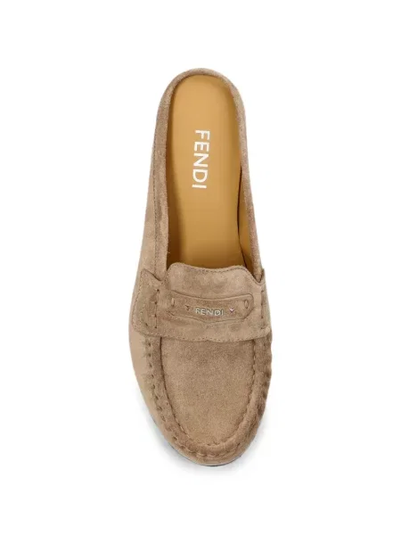 Papuci Fendi din piele de căprioară bej