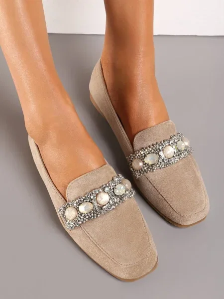 Mocasini închis cu Pietre și Perle pe Cataramă Sybilla bej
