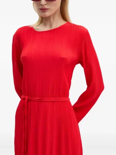 Rochie maxi Never Fully Dressed până la genunchi de costum roșu