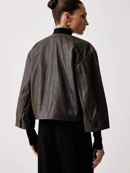 Кожаная куртка Weekend Max Mara