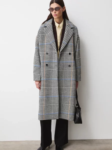 Medicine płaszcz z domieszką wełny czarny