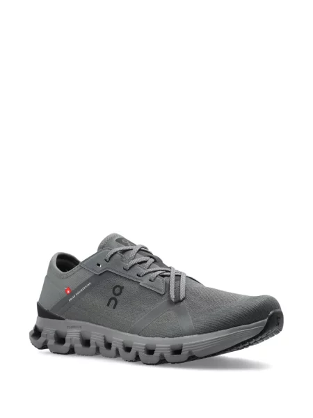 Sneakerși On gri