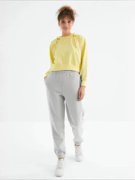 Tommy Life Sportske hlače Jogginghose svijetlosiva