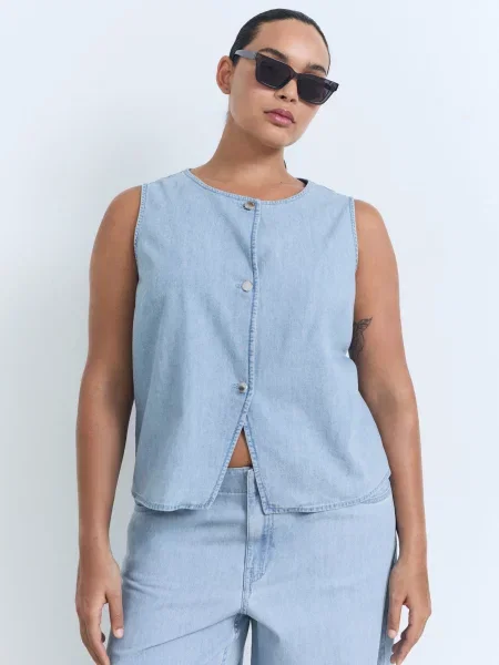 Жилет MANGO блакитний