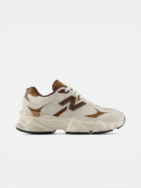 Детские кроссовки New Balance 990 бежевые