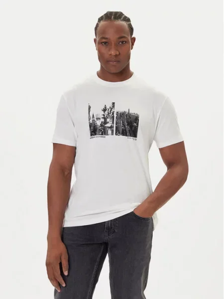 Armani Exchange Футболка білий