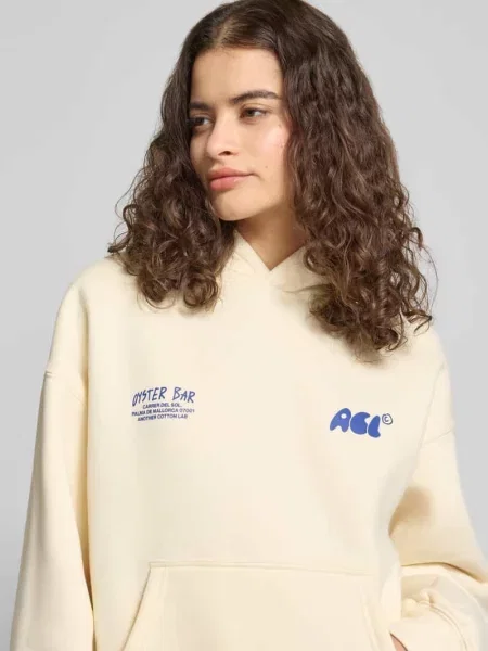 Bluza z kapturem z nadrukiem z logo i kieszenią kangurka Another Cotton Lab