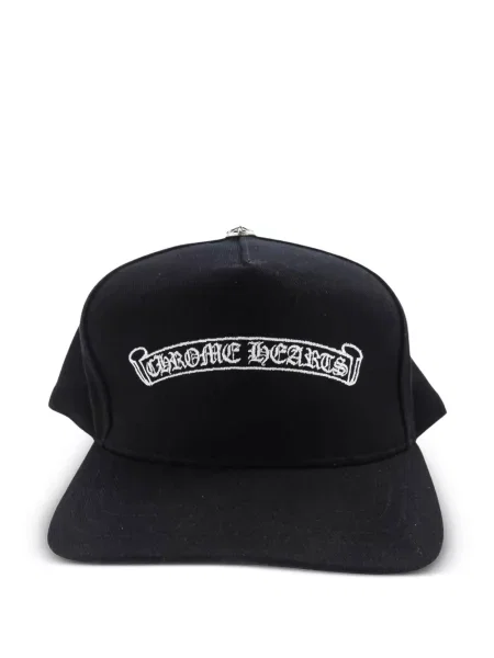 Căciulă Chrome Hearts cu motiv cu inimi negru
