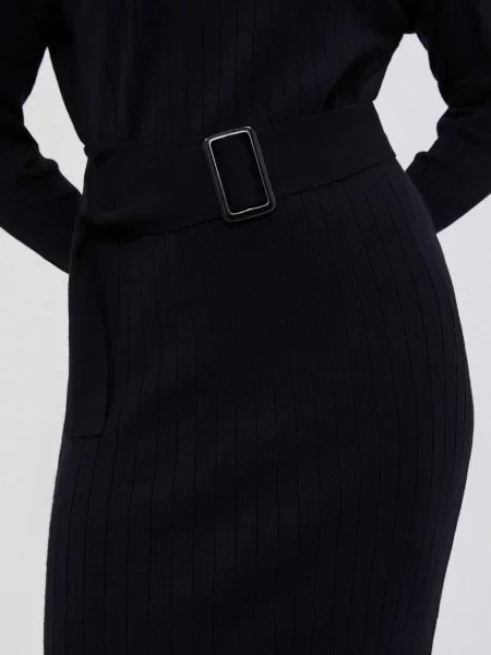 Рокля Marisse черно