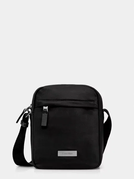 Geantă crossover Calvin Klein Sleek Reporter negru
