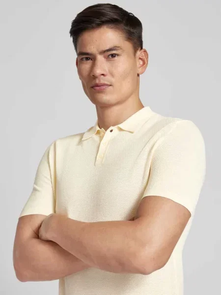 Koszulka polo o kroju slim fit z fakturowanym wzorem model ‘Triton’ Drykorn biała
