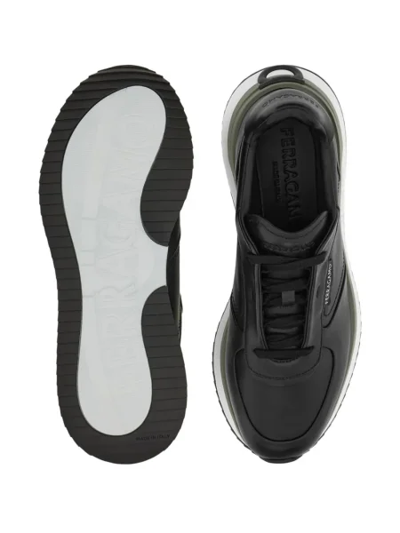 Sneakerși Ferragamo cu șireturi din piele negru