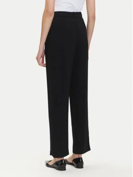 Kalhoty z materiálu Armani Exchange černé