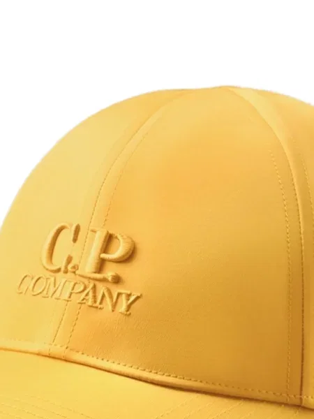 Șapcă C.p. Company cu autograf galben
