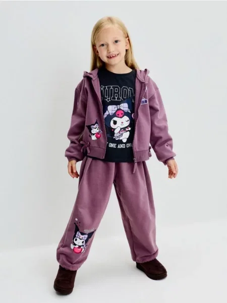 Sinsay Tepláky loose jogger Kuromi fialová