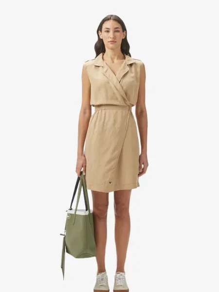 Сукня Lacoste бежева