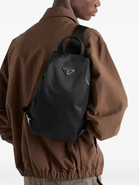 Rucsac Prada din piele negru