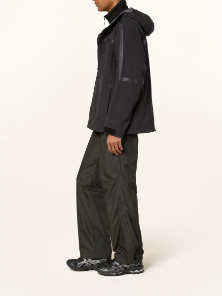The North Face Softshellová Bunda Nse černá