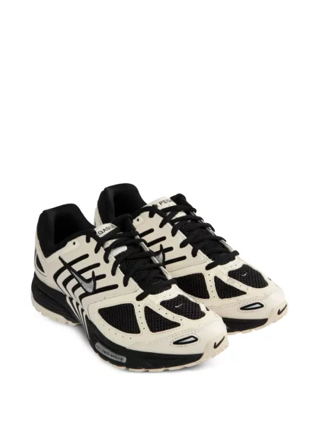 Spodnie Nike polarowe czerwone