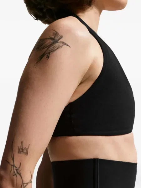 Schi sutien Nike cu gât halter negru