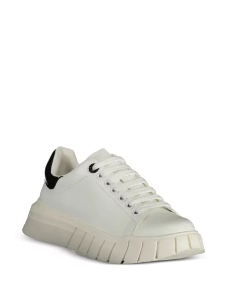Fűzős platform talpú csipkés sneaker Gaelle fehér