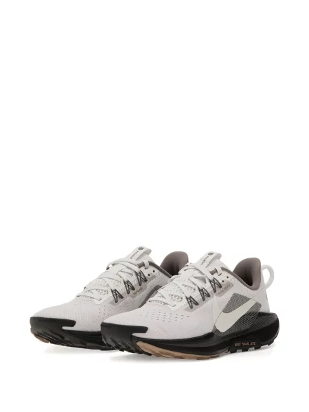 Sneakerși Nike Pegasus cu dungi din piele alb