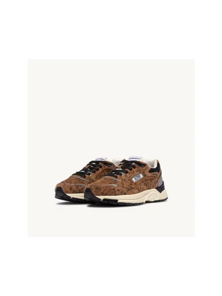 Sneakersy Autry brązowe