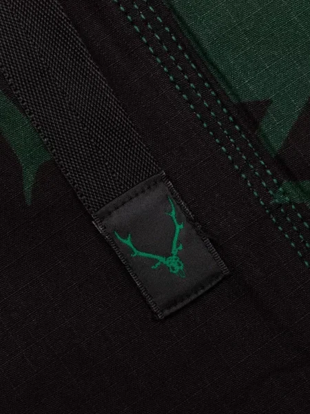 Kraťasy South2 West8 černé