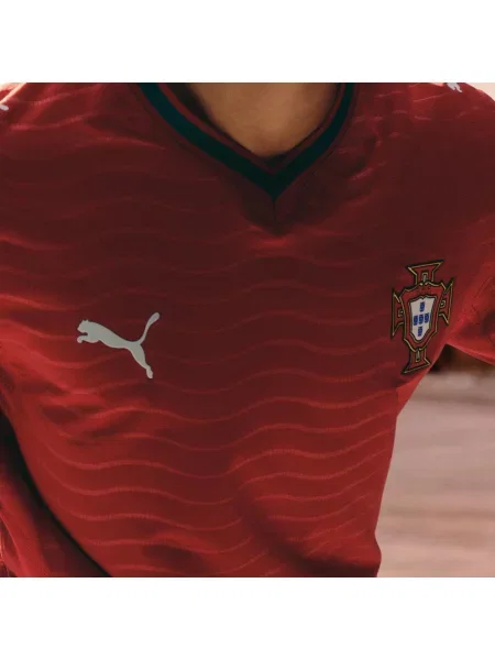 Koszulka piłkarska dla dzieci replika Puma Portugalia Mistrzostwa Świata czerwona