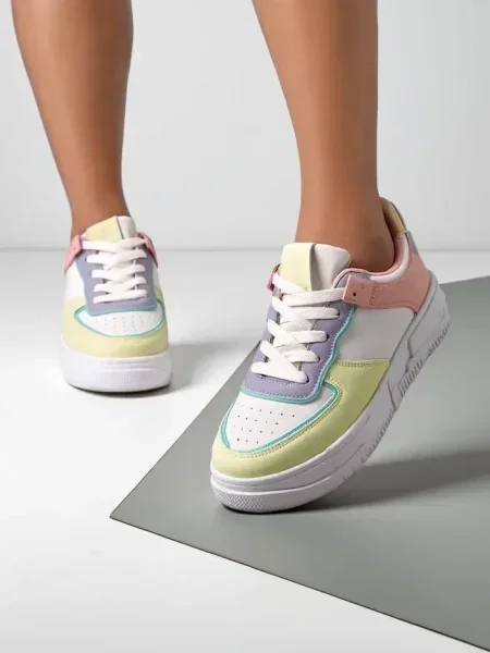 Sneakerși Resti alb