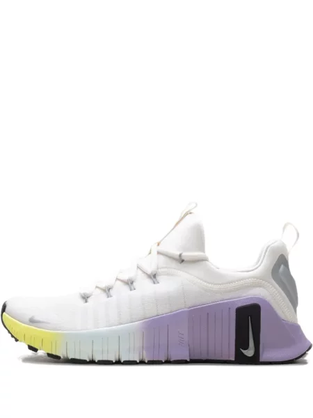 Sneakerși Nike Metcon alb