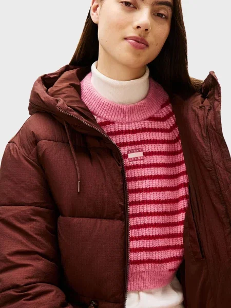 Джинсовая куртка Tommy Jeans с капюшоном коричневая