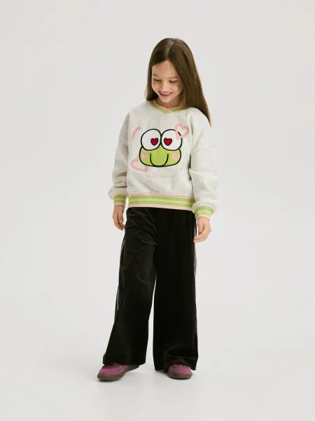 Reserved Світшот Hello Kitty та друзі кремовий 
